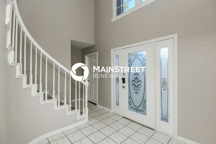 3813 Clear Brook Cir - Photo 4 of 17