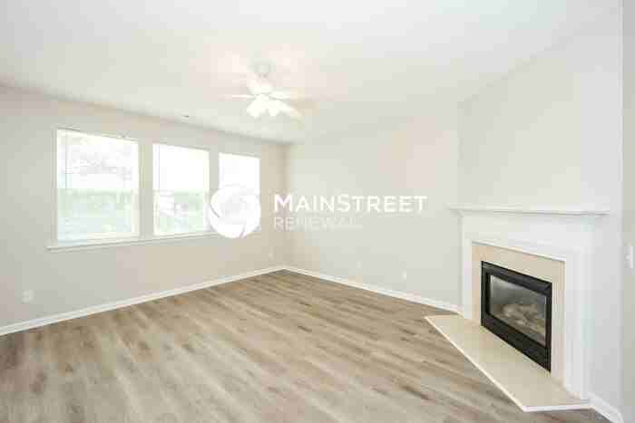 7319 Parks Trl - Photo 5 of 17