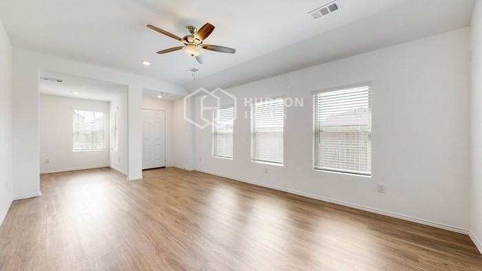 4432 Bethel Colony Trl - Photo 4 of 28