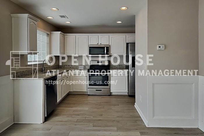 324 Hiawassee Dr - Photo 6 of 20