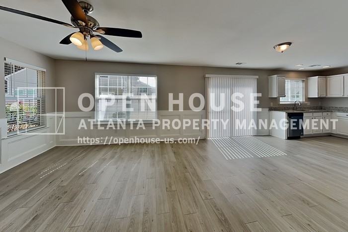 324 Hiawassee Dr - Photo 7 of 20