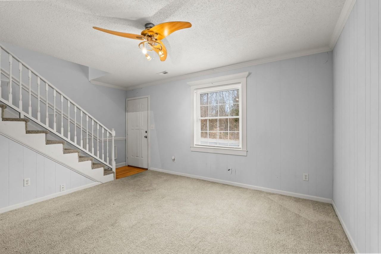 Lexington Park Apartments - Photo 2 of 27