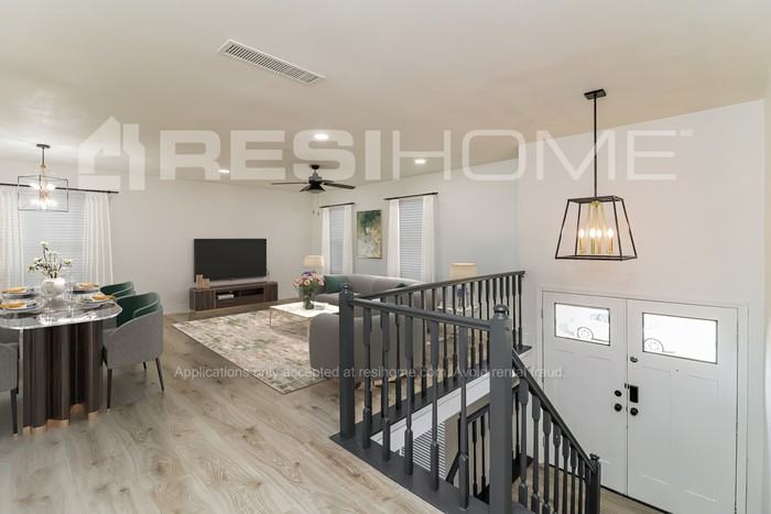 7430 Elderberry Ln - Photo 4 of 18