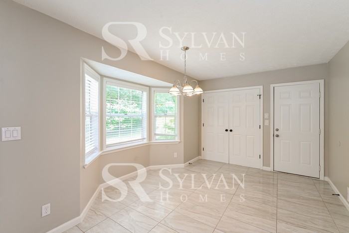 493 Stonemill Mnr - Photo 6 of 16