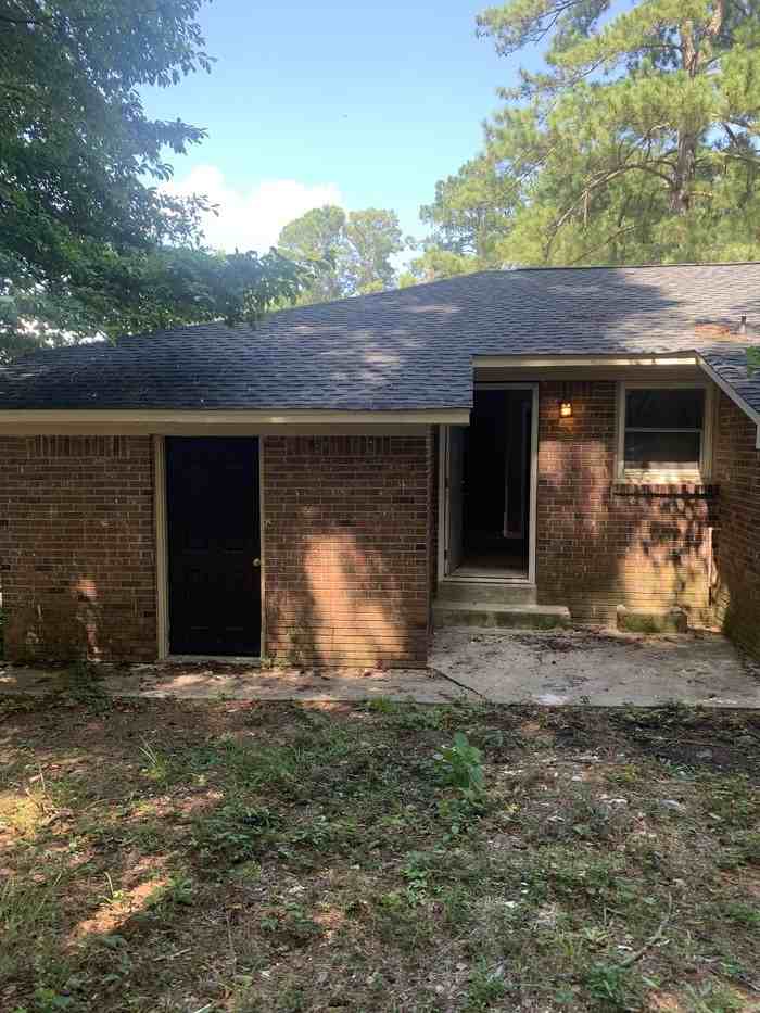 2009 Apple Valley Rd Apt B #B - Photo 7 of 28