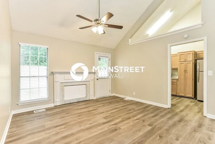 904 Conway Ln - Photo 2 of 15