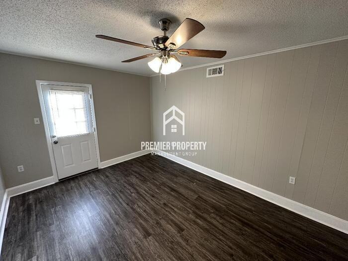 6313 Leamont Dr - Photo 6 of 14