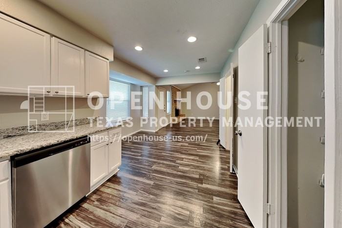 7320 Echo Hill Dr - Photo 7 of 20