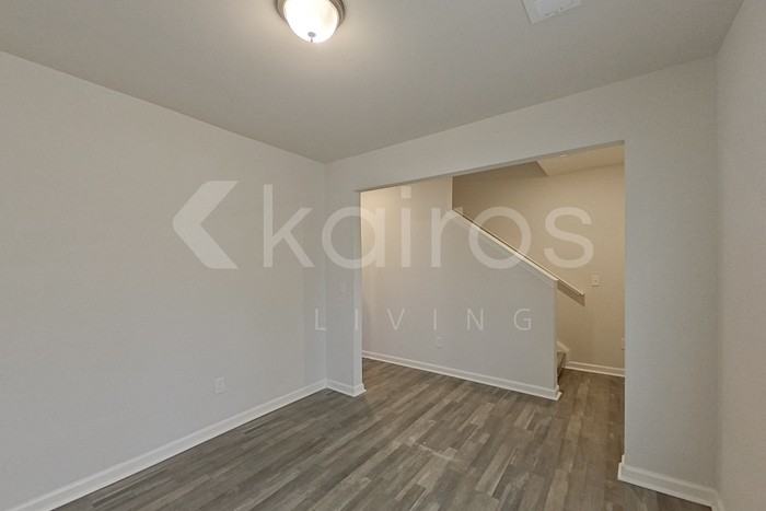 2513 Upland Cir Se - Photo 4 of 27