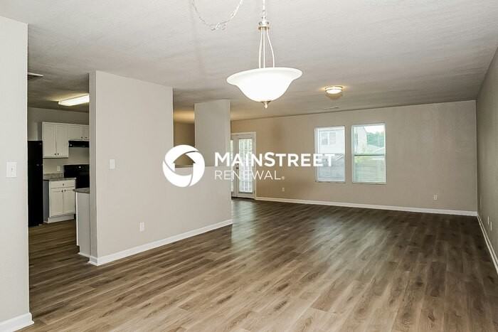 111 Lockport Dr - Photo 5 of 17