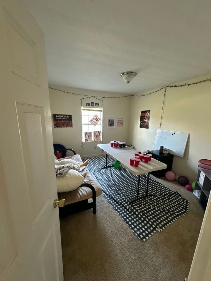 215 Pheasant Run Dr - Photo 5 of 13