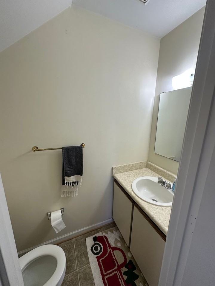 215 Pheasant Run Dr - Photo 6 of 13