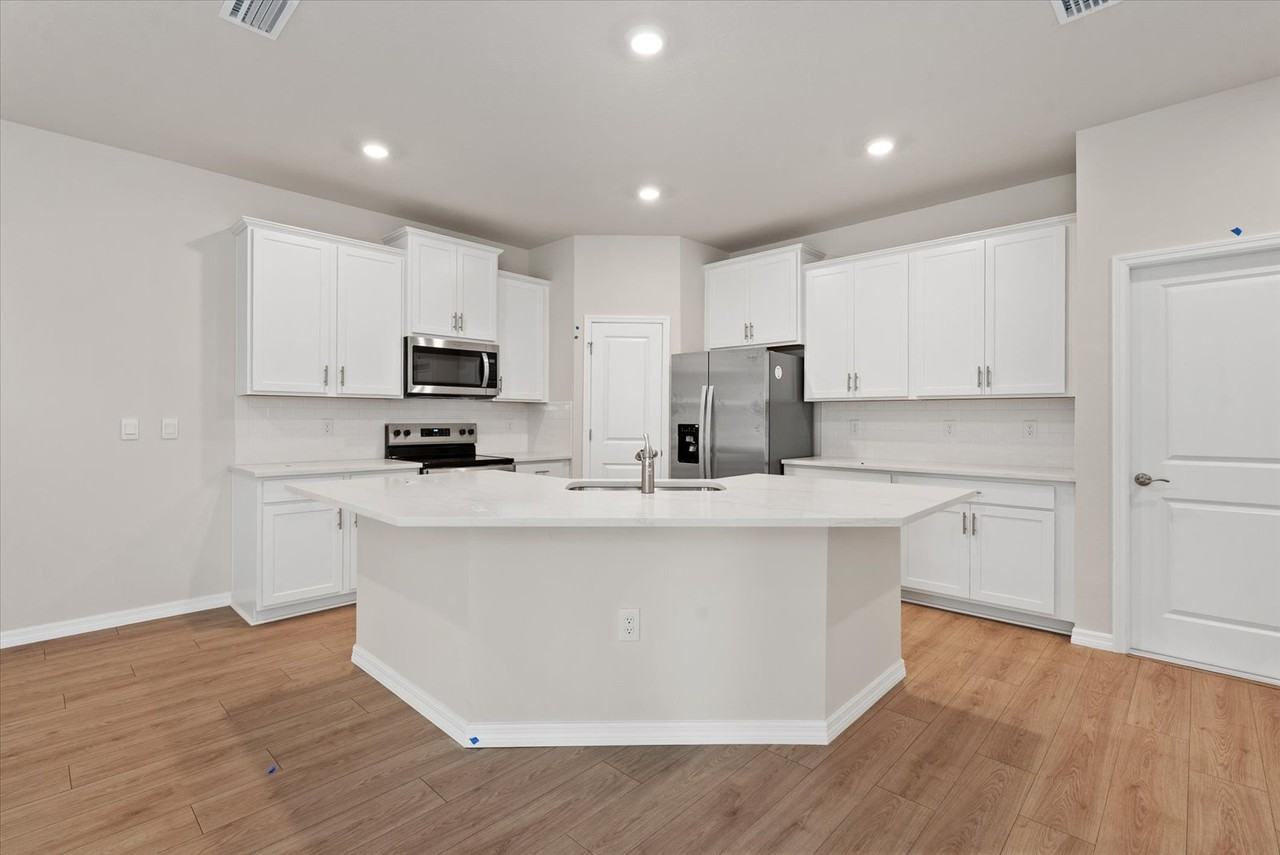 879 157th Ct E #NA - Photo 4 of 41