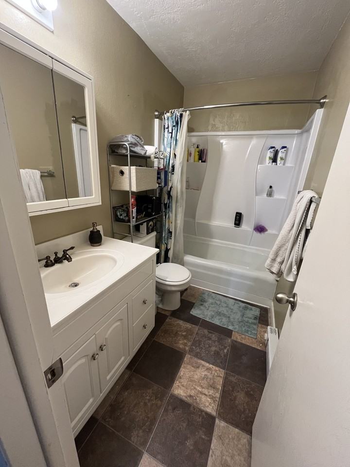 543 N 200 W #2 - Photo 6 of 10