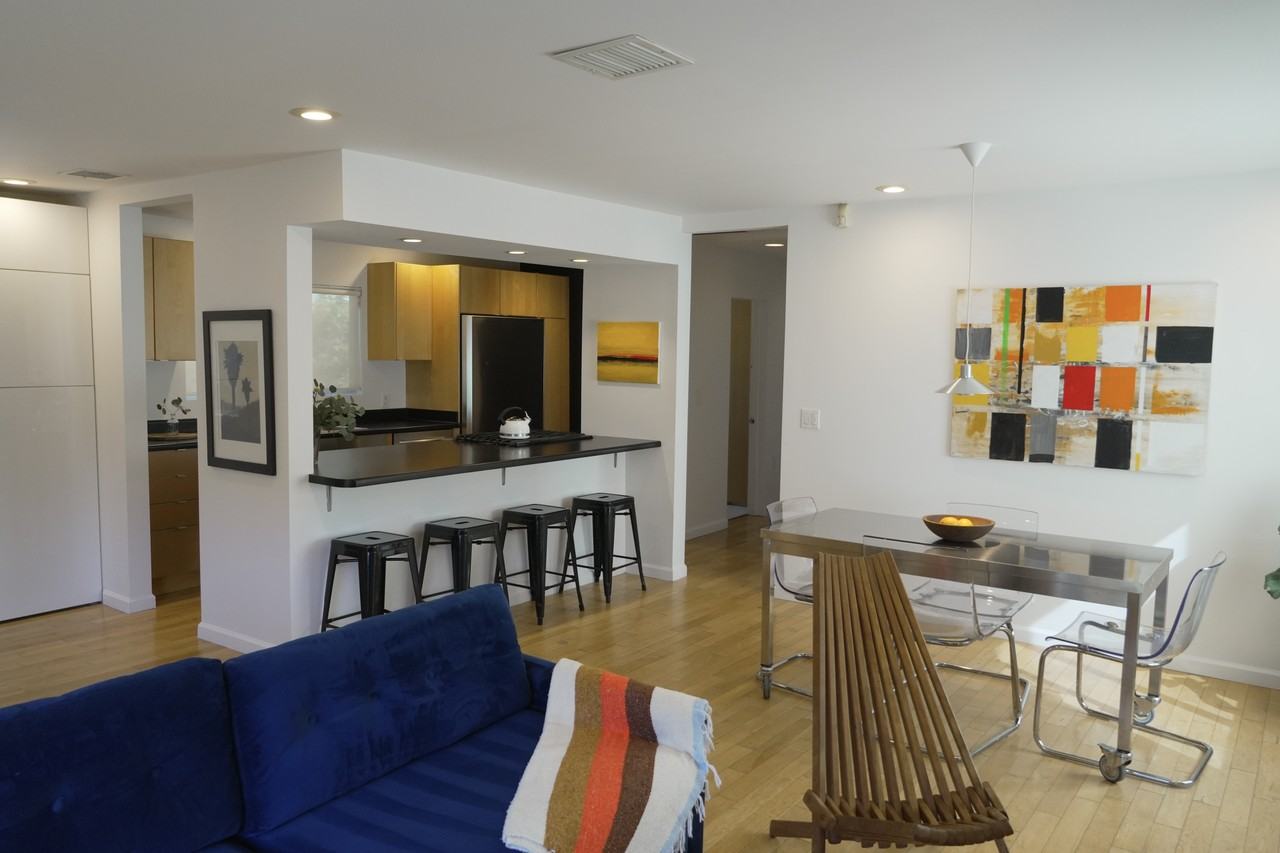 2112 Lake Shore Ave #NA - Photo 2 of 17