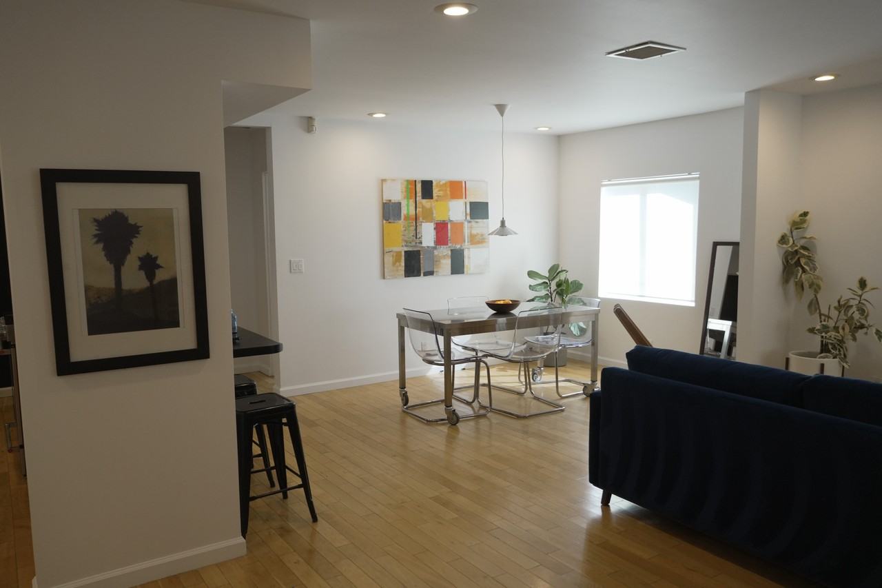 2112 Lake Shore Ave #NA - Photo 5 of 17