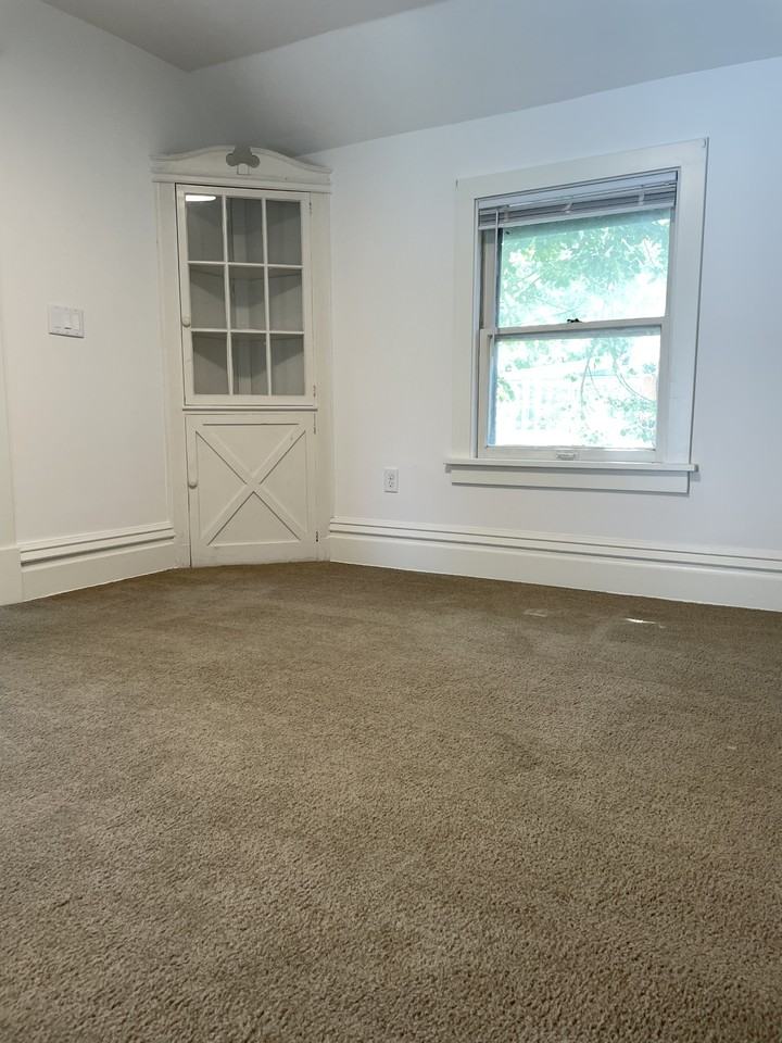 516 Douglas Ave #2 - Photo 5 of 14