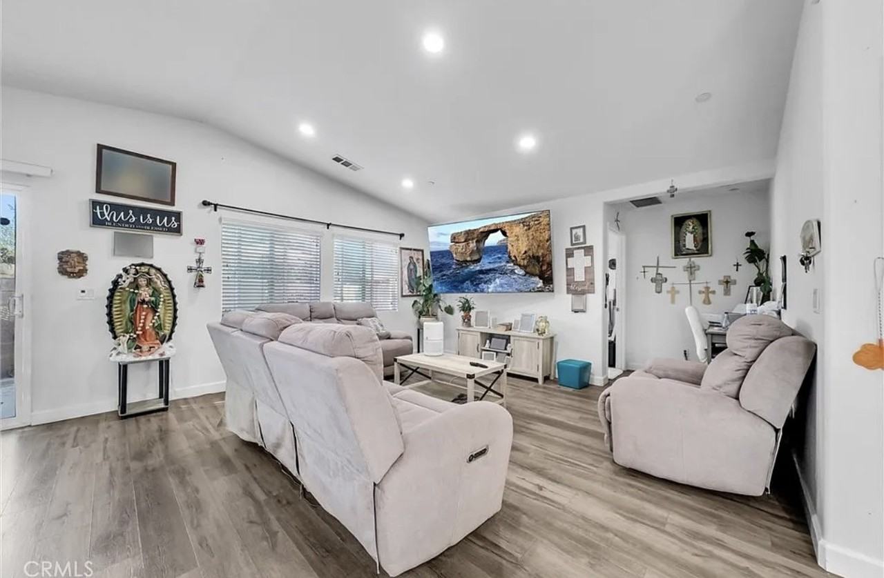 29427 Linden Pl #NA - Photo 4 of 19