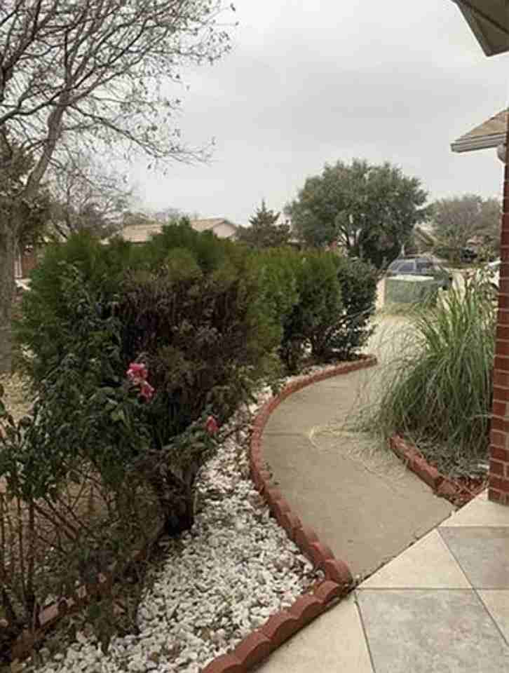 4028 Gray Oak Pl #NA - Photo 2 of 20