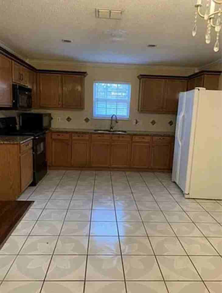 4028 Gray Oak Pl #NA - Photo 5 of 20