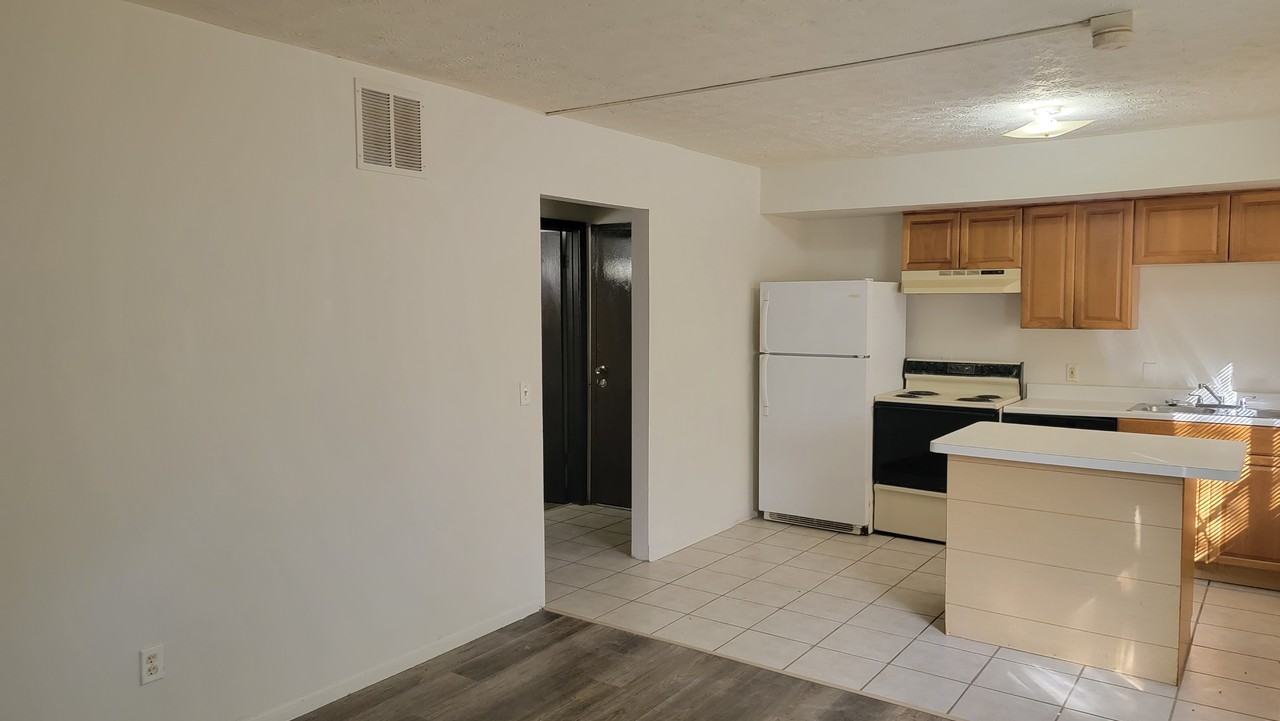 417 Sherman St #104 - Photo 2 of 12