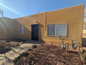 1207 Barelas St Sw #A - Photo 1 of 1