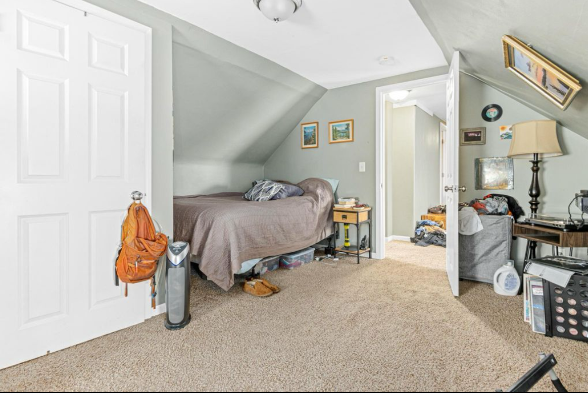 2557 Dupont Ave S #2 - Photo 7 of 11