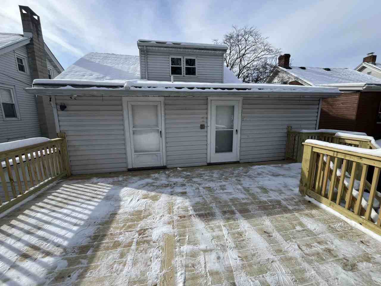 335 1st St #2 - Photo 2 of 15