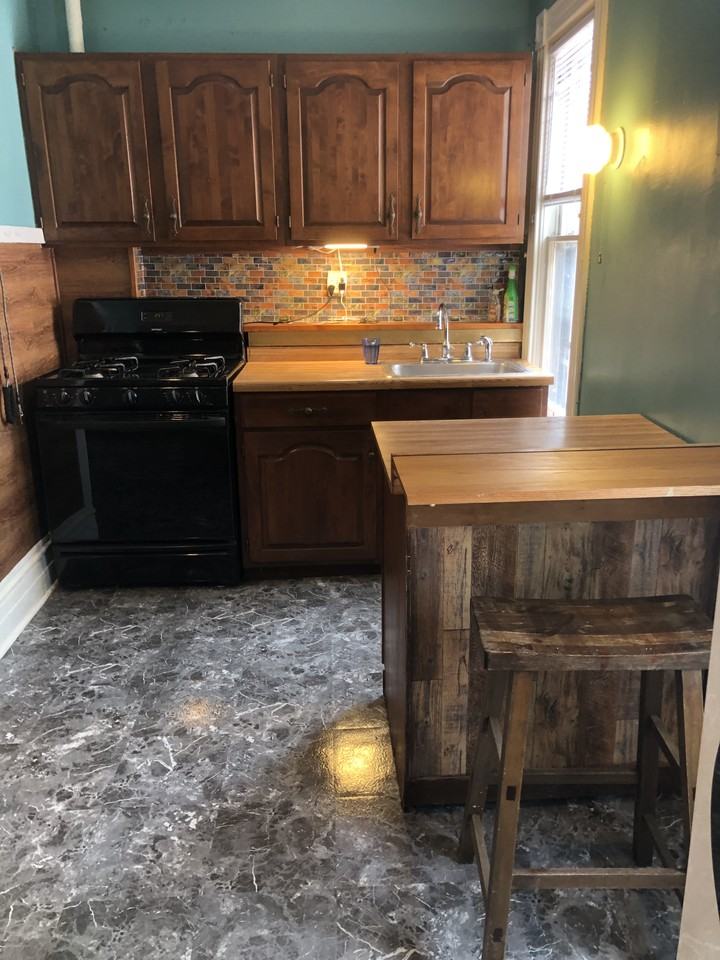 3140 Hennepin Ave #3 - Photo 3 of 18