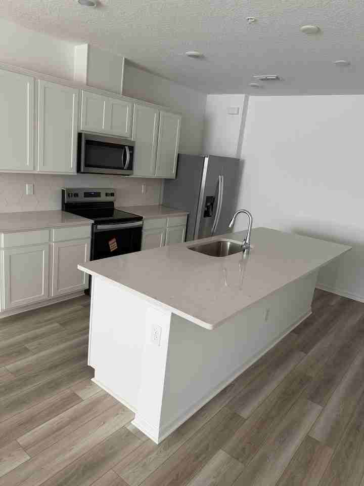 11381 Nona Sound St #11381 - Photo 6 of 14