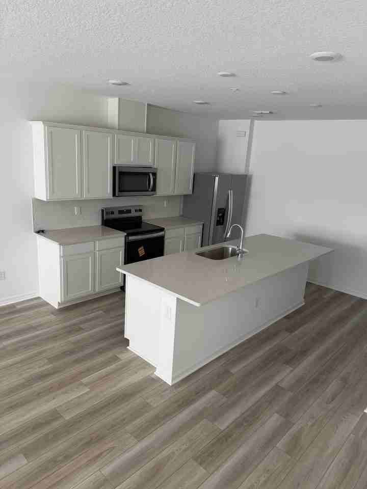 11381 Nona Sound St #11381 - Photo 7 of 14