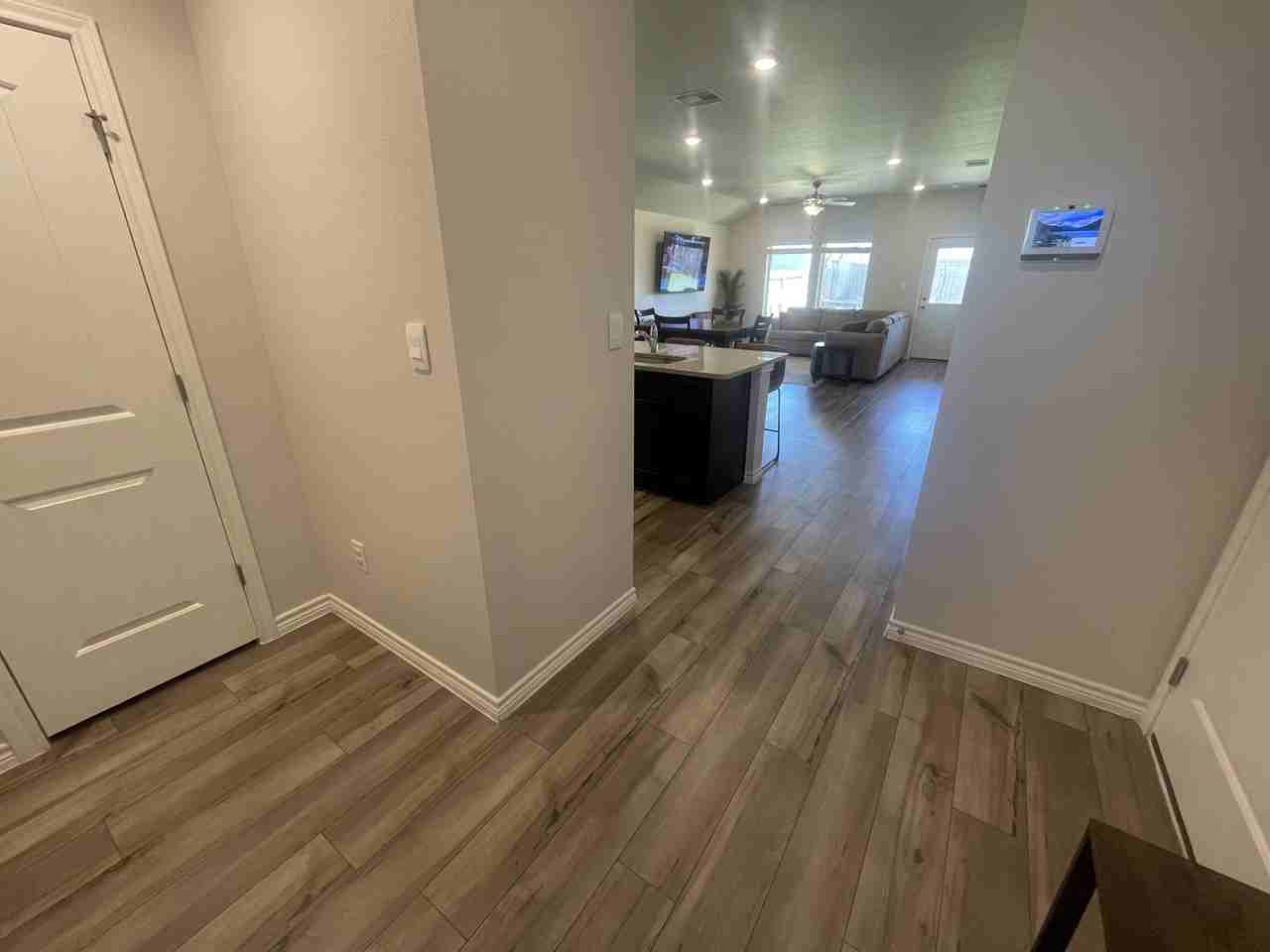 1205 Carnaby St #NA - Photo 3 of 27