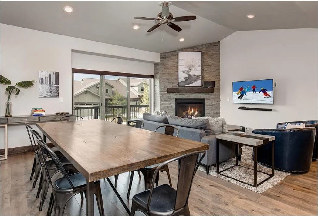 1168 W Wintercress Trl - Photo 2 of 50