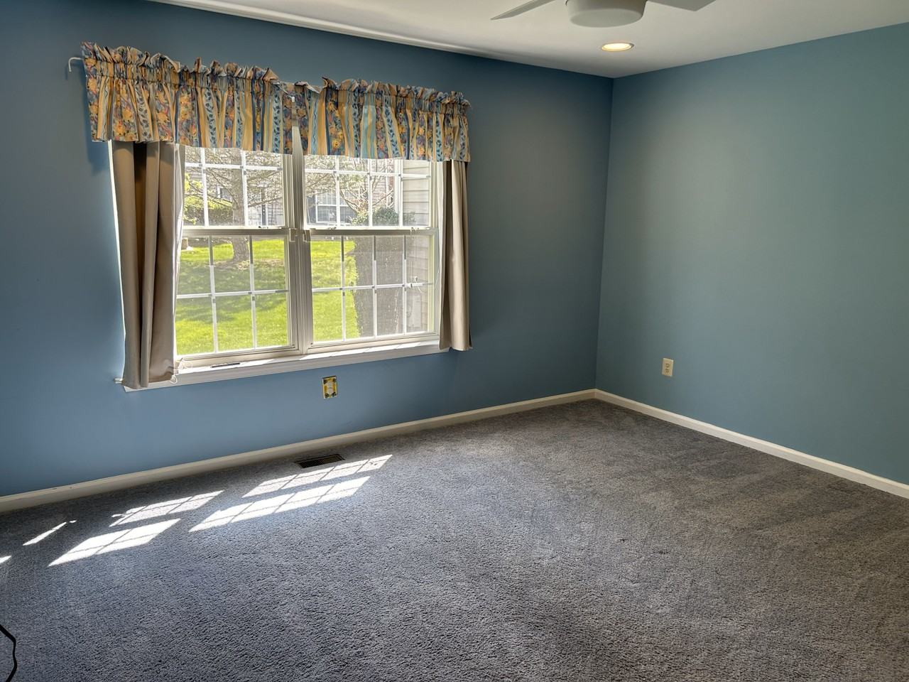 Century Ln #2001 - Photo 5 of 10