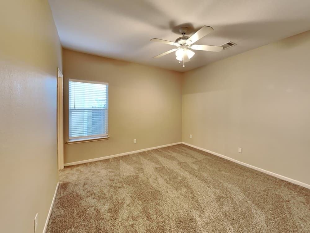 20614 Sycamore Crest Ln #NA - Photo 3 of 7