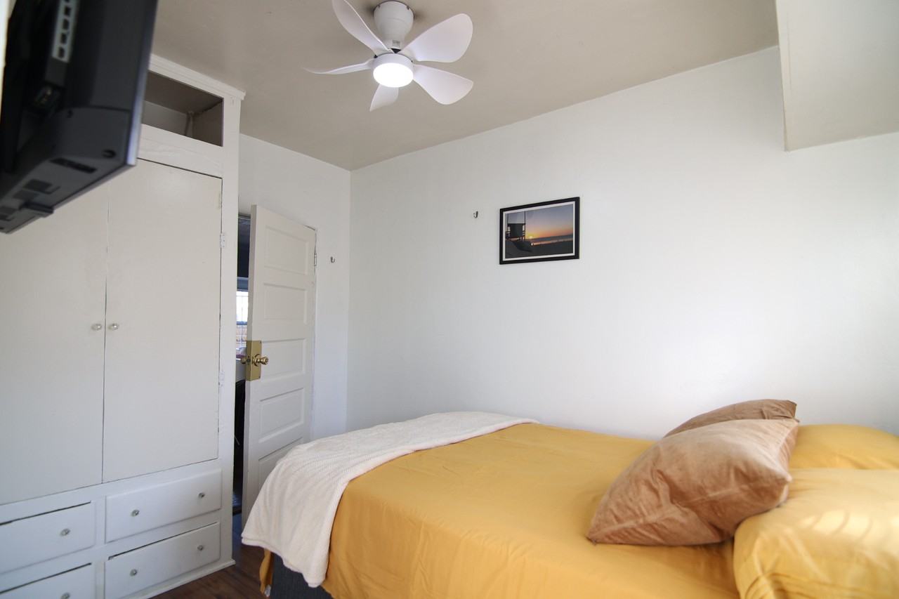 8703 Baring Cross St #NA - Photo 5 of 14