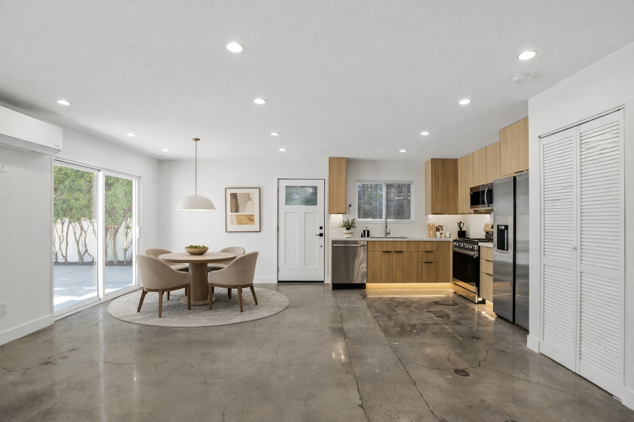 7314 Fallbrook Ave #NA - Photo 5 of 31