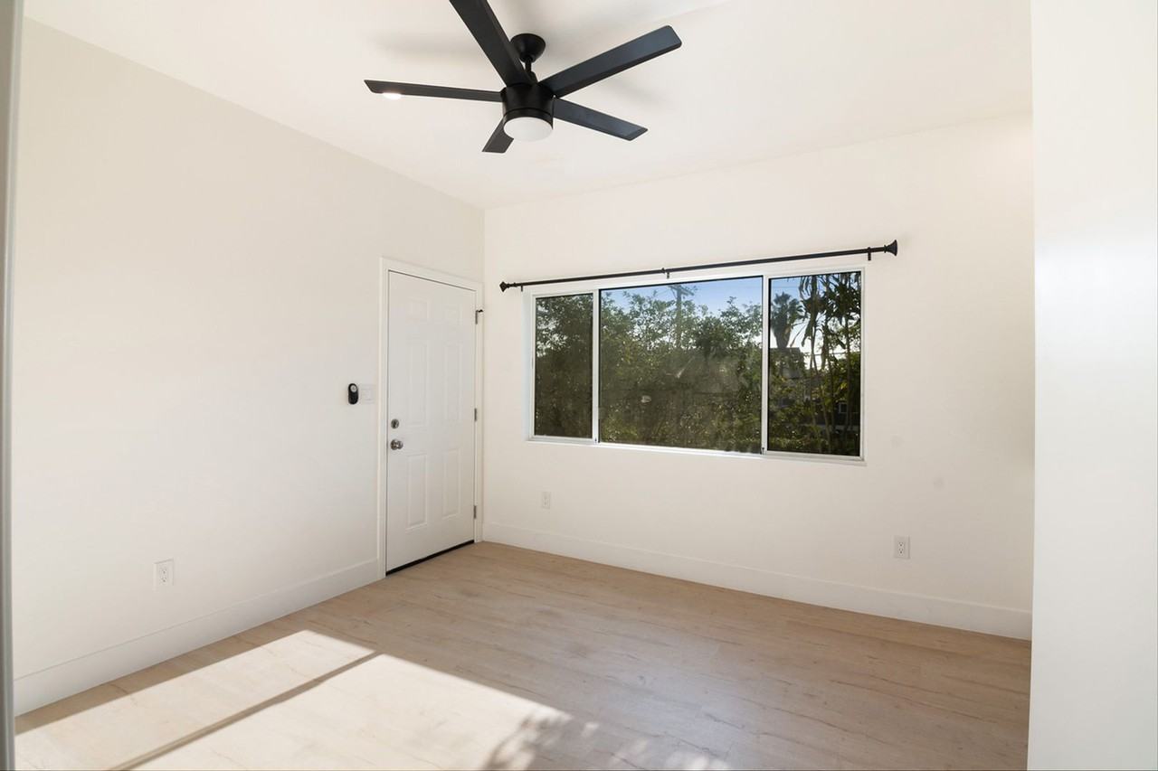 Bonnie Brae - Photo 3 of 32