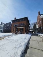 featured image of 2245 N Lake Dr