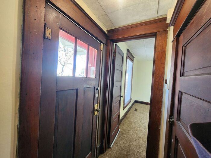 N 6th 1/2 St - Photo 3 of 24