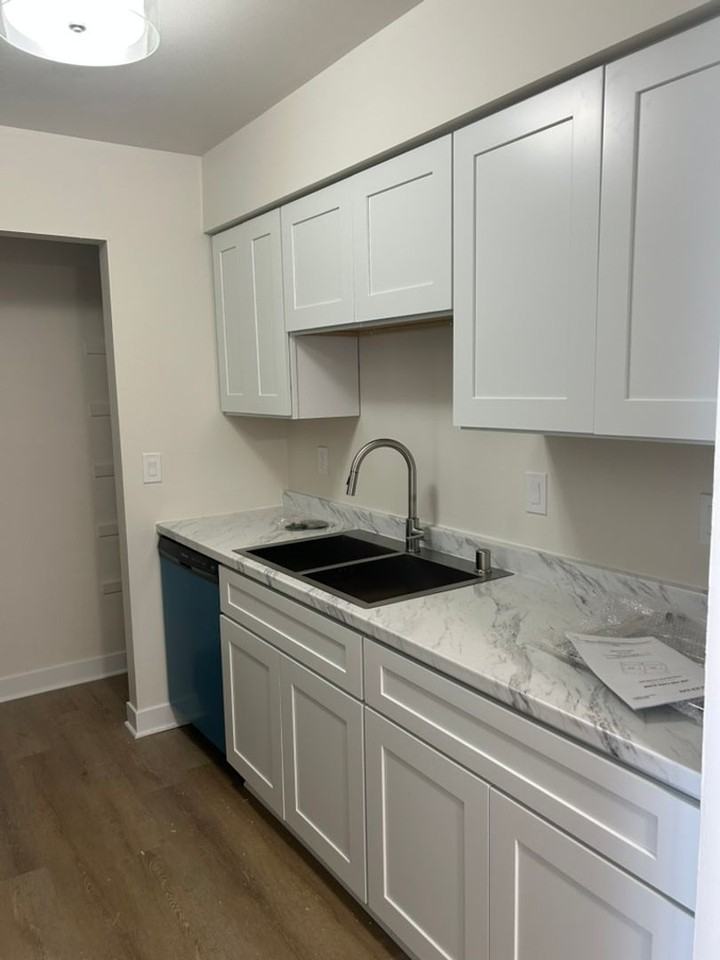 Westchester House - 2928 - Photo 2 of 25