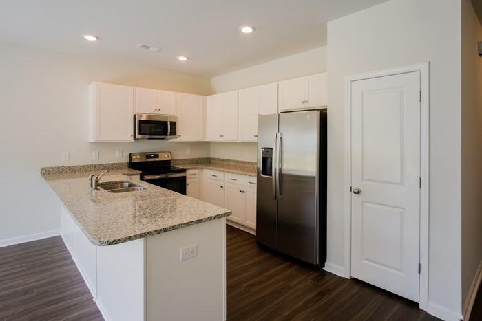 332 Augustine Dr - Photo 6 of 15