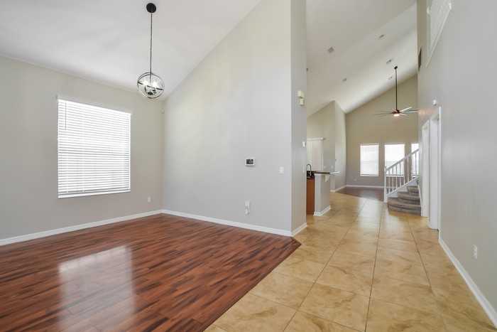 3079 Zander Dr - Photo 6 of 16