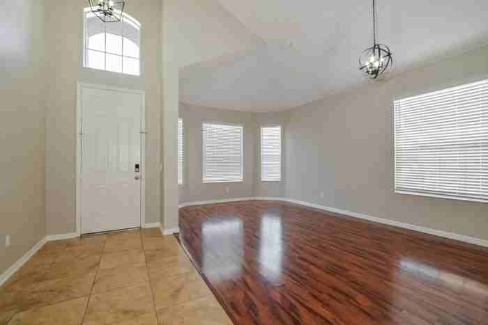 3079 Zander Dr - Photo 7 of 16