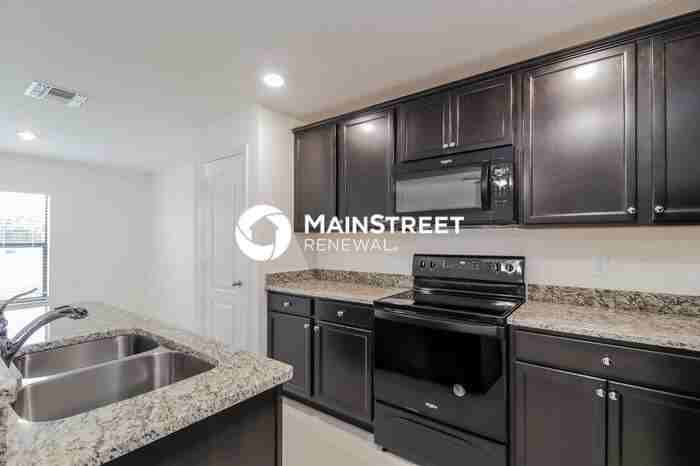 1665 Luft Ln - Photo 5 of 16