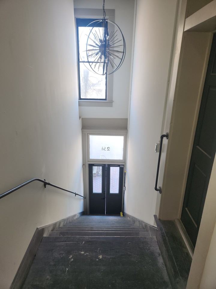 25 S Main St - Photo 3 of 20