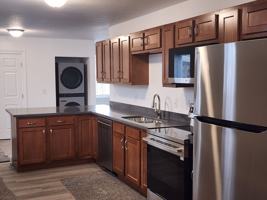 featured image of 333 W 3rd St