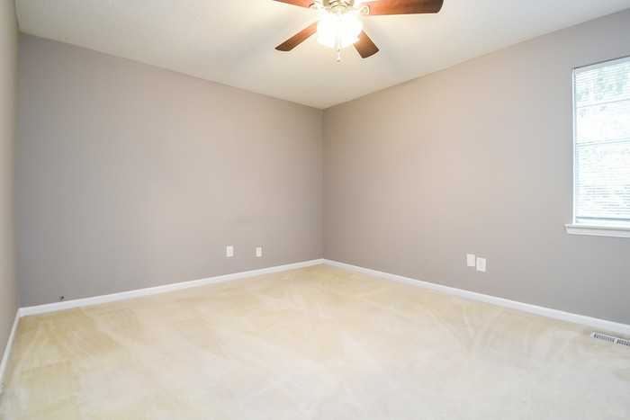 2569 Gaylon St - Photo 7 of 8