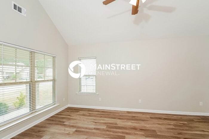 85 Cedar Rdg - Photo 4 of 16