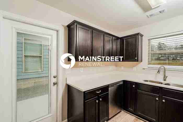 85 Cedar Rdg - Photo 7 of 16